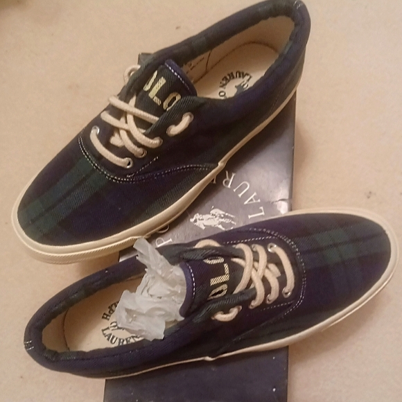 Mens vintage Polo Ralph Lauren plaid sneakers. Size 9. Never been worn. - Picture 3 of 5